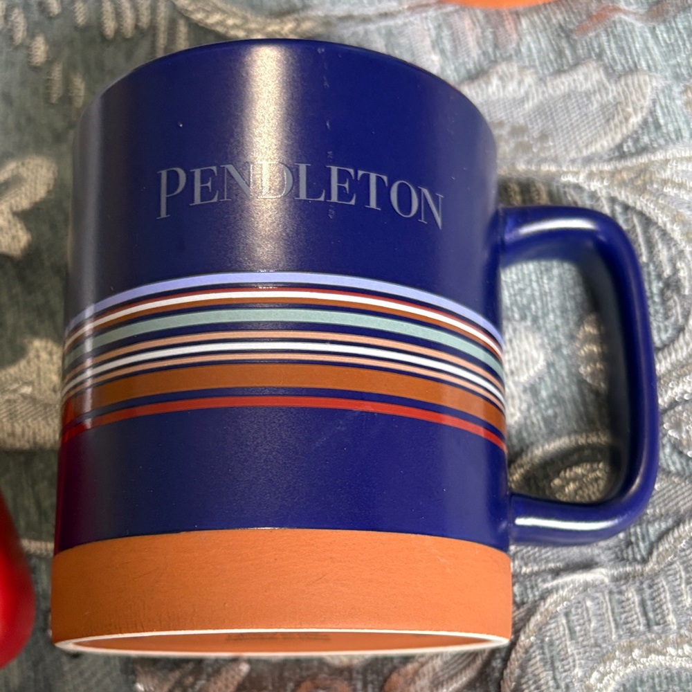 Pendleton Collectible Ceramic Mug - Picture 3 of 7
